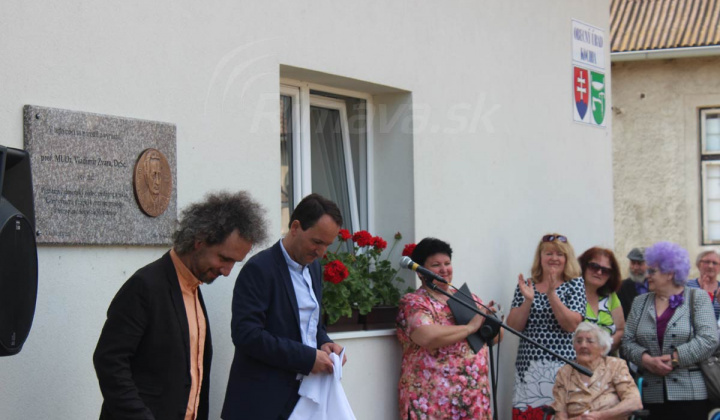 Pri príležitosti výročia obce sme odhalili pamätnú tabuľu význam